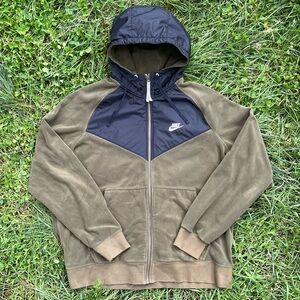 SOLD - Nike Green Sherpa Jacket XL